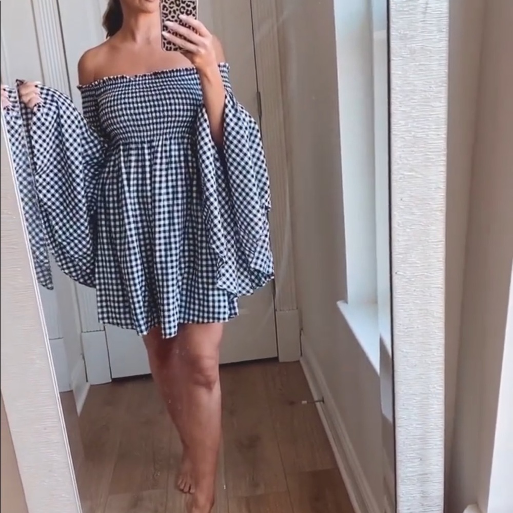 Bell sleeve gingham dress